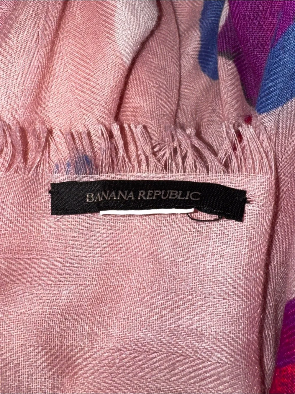 Banana Republic Pink Abstract Floral Lightweight Women's Wrap Scarf Sz 72x72”